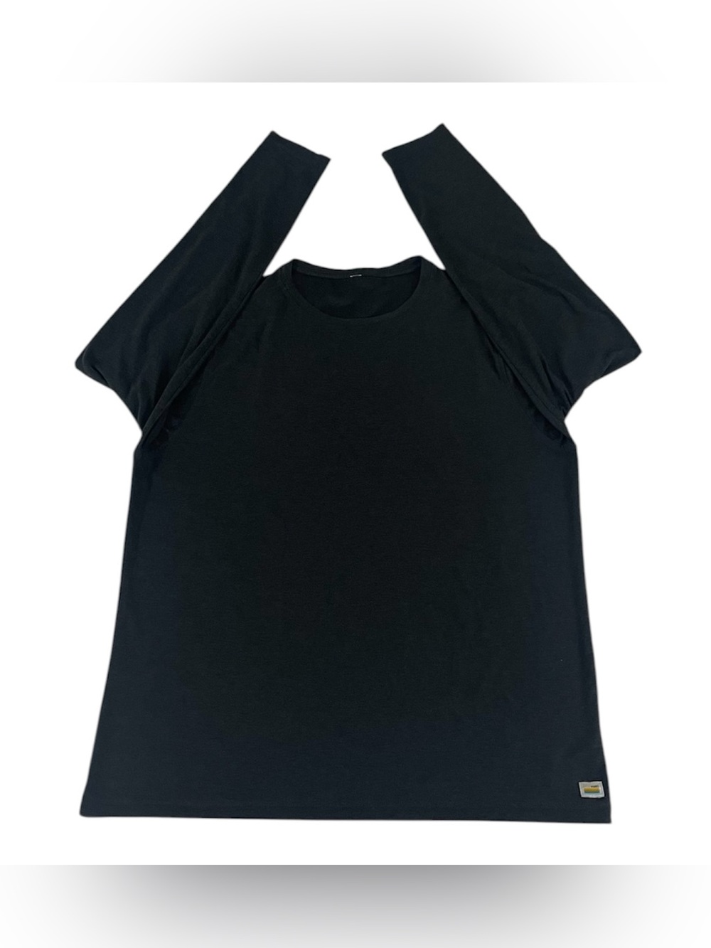 VOURI Long Sleeve Strato Tech Tee